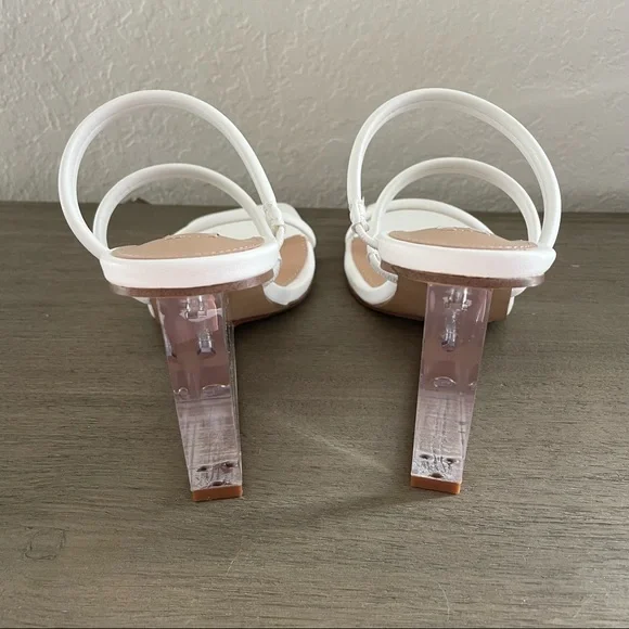 NIB Steve Madden Lunette White Strappy Clear Wedge Heels Sandals, Size 7 - Picture 3 of 9